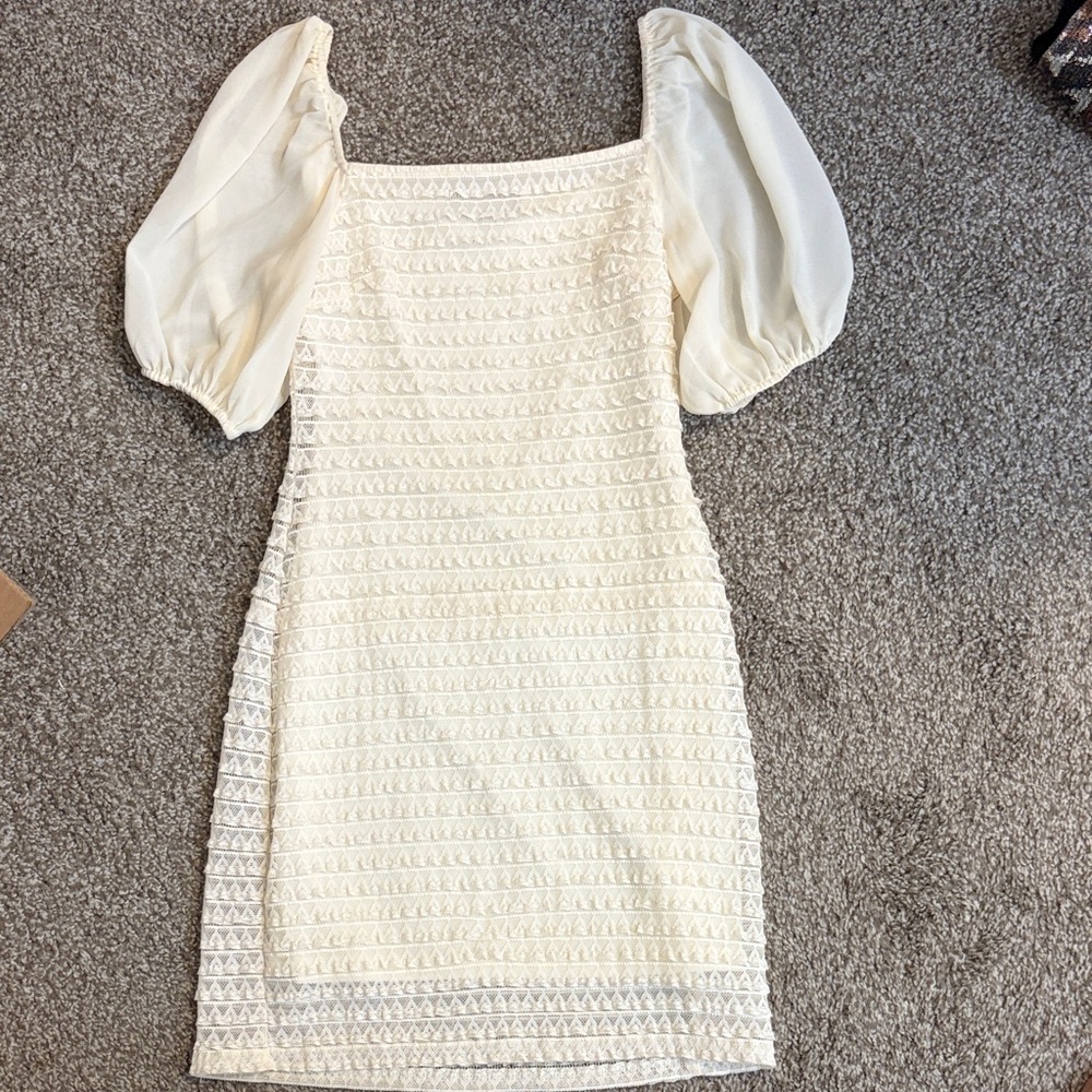 Cream Puff-Sleeve Lace dress- Lulus